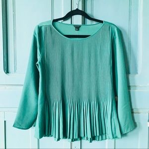 💚Green Fancy Peplum Top💚